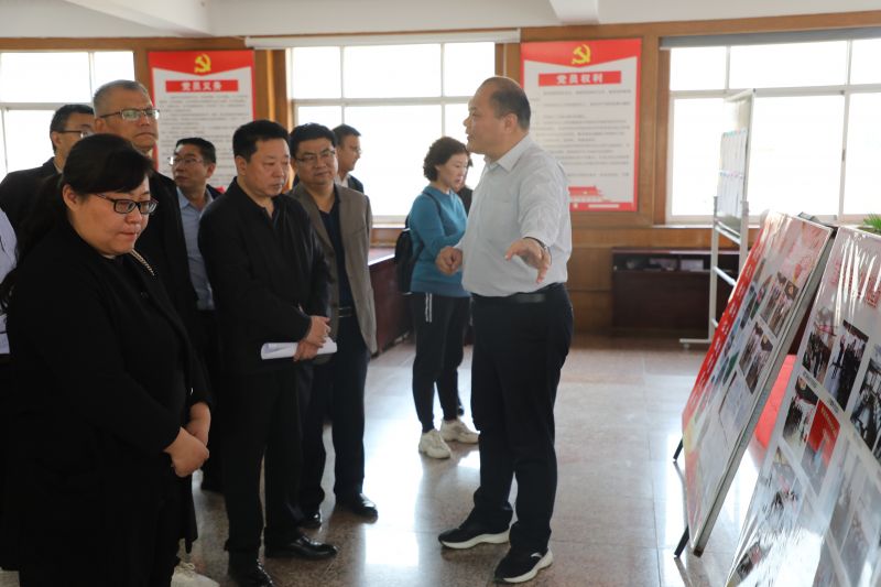 市工商聯(lián)商會黨建工作觀摩團(tuán)走進(jìn)興瑞公司
